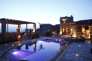Porch - Olympia Villas (West Mani)