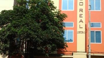 Entrada de la propiedad