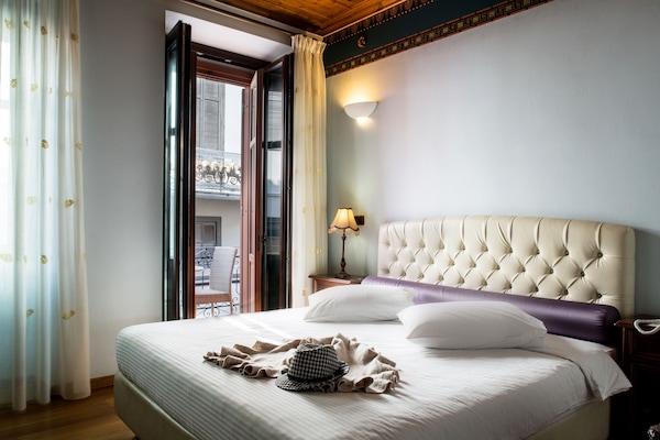 Habitación (for 2) | Colchones con acolchado adicional, wifi gratis, ropa de cama