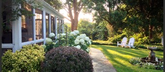 Captain David Kelley House Bed & Breakfast