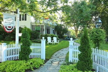 Captain David Kelley House Bed & Breakfast