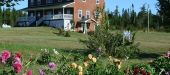 New Horton Lake Inn