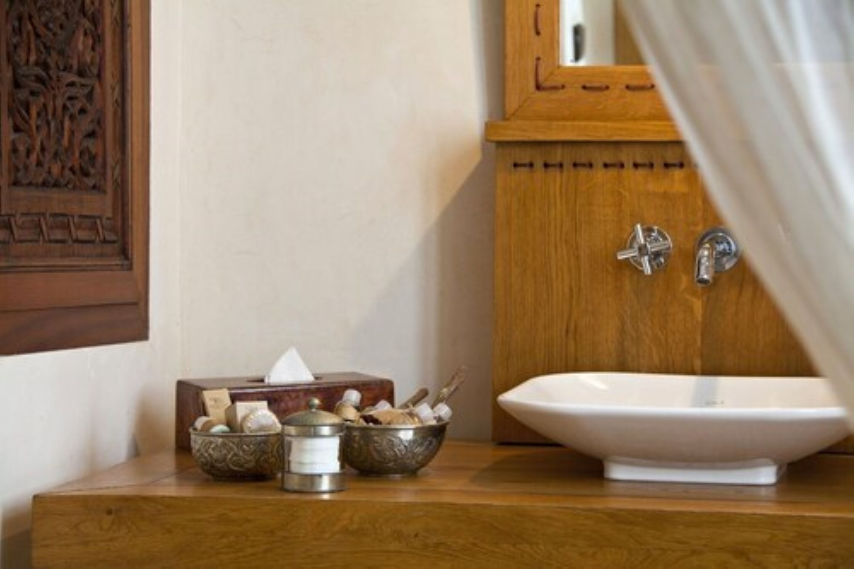 suite unik | bathroom sink