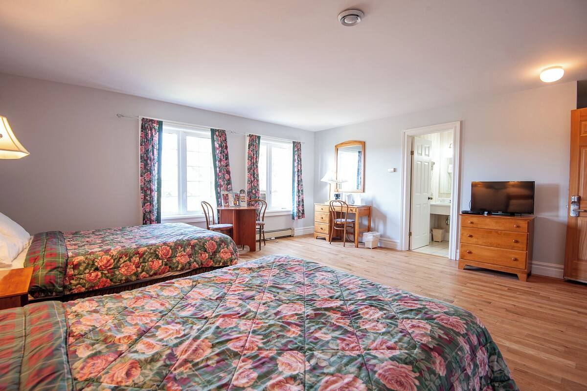 Standard Double Room, 2 Double Beds, Allergy Friendly, Tower | Blackout drapes, iron/ironing board, cribs (surcharge), WiFi (free)