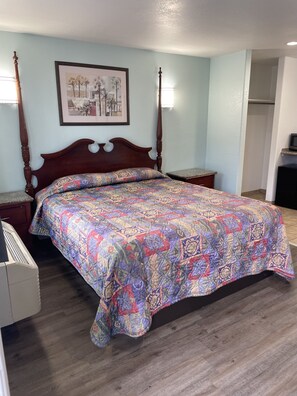 Deluxe Room, 1 King Bed