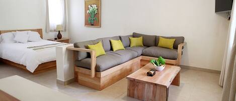 Classic-Suite, 1 Schlafzimmer, barrierefrei, Gartenblick | Wohnzimmer