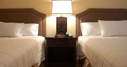 Brentwood Inn & Suites
