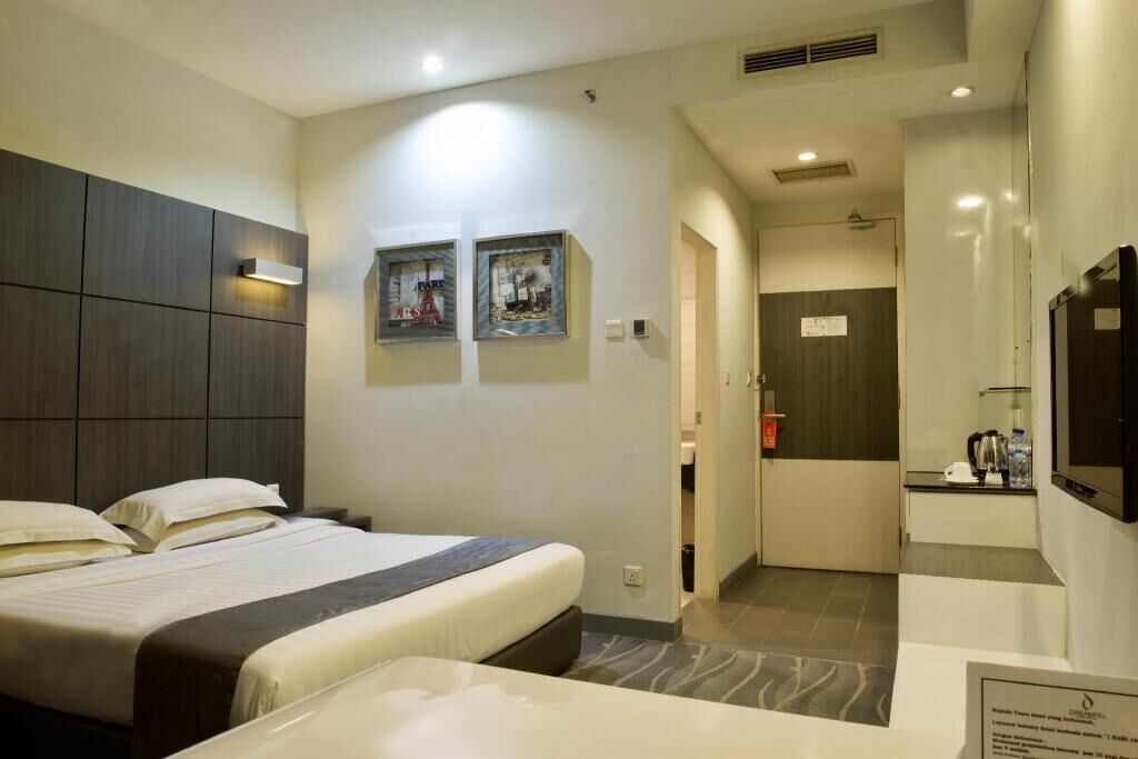 Minibar, in-room safe, desk, soundproofing