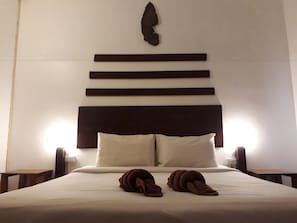 Superior Double Room - Laos Haven Hotel (Vang Vieng)