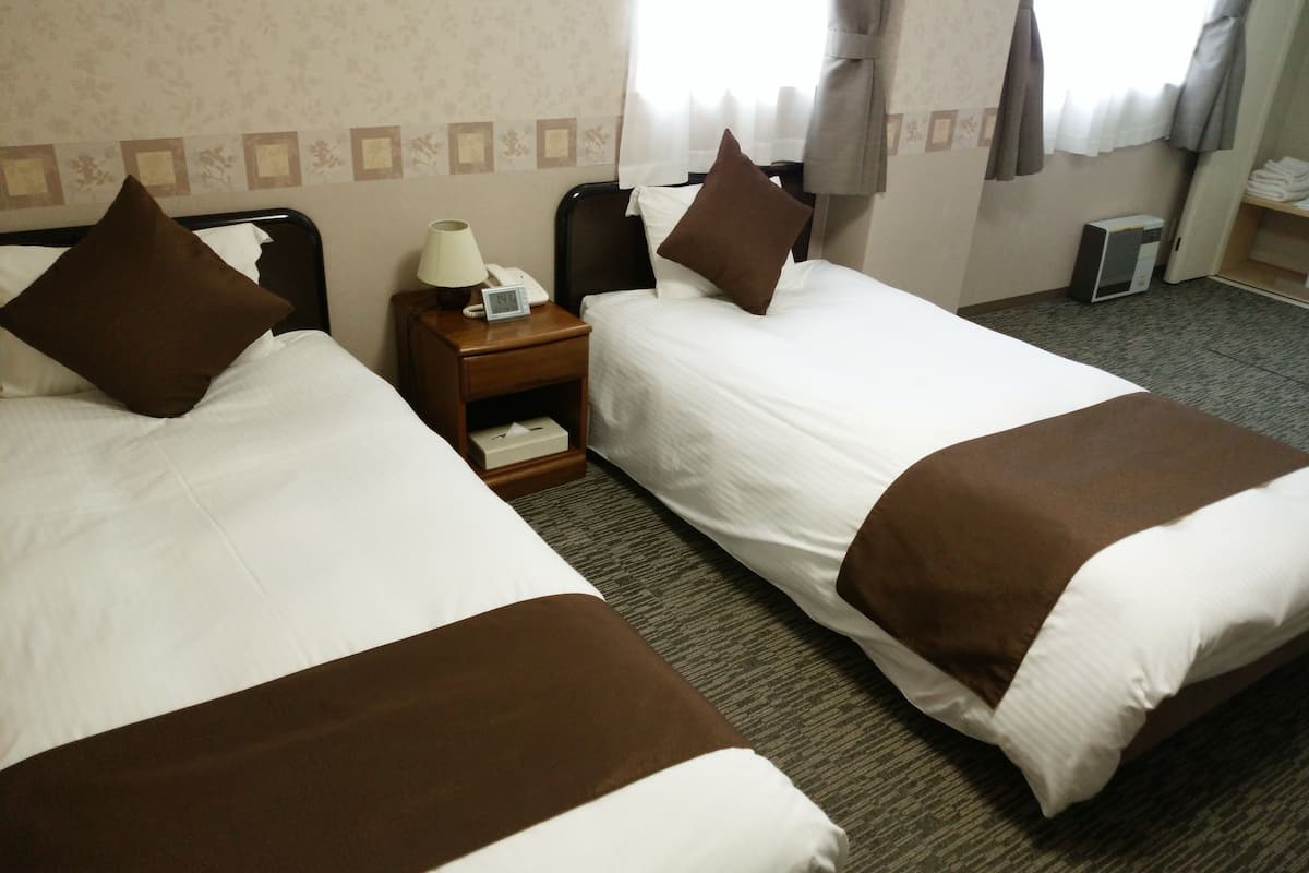 twin room | free wifi