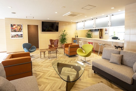 Lobby. Court Hotel Mito