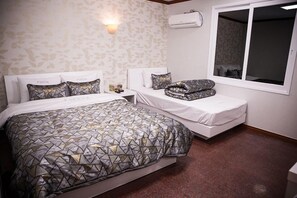 Chambre Supérieure avec lits jumeaux | Bureau, Wi-Fi gratuit