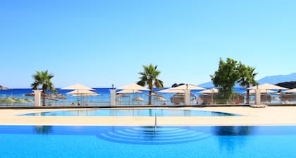 Palm Bay Beach Hotel