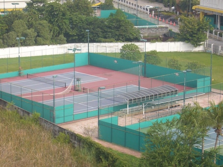 Tennis court