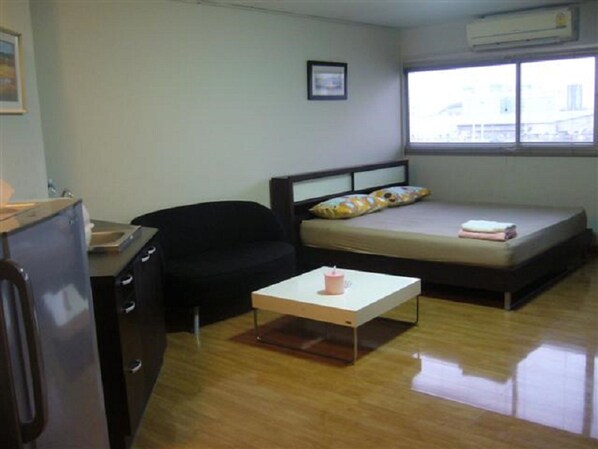 รูปภาพที่ไม่ได้จัดประเภท, 1 จาก 14, ปุ่ม