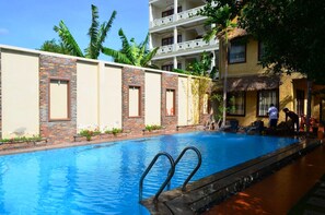 Outdoor pool - Rang Garden Hill Side Resort (Phan Thiet)