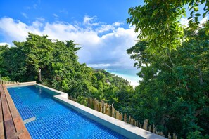 Salt Villa | Outdoor pool