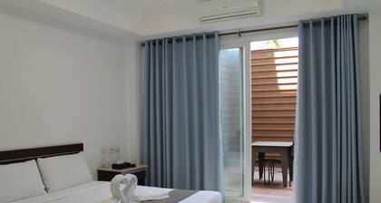 Townhouse Oak Vera Hotel Near Clark International Airport