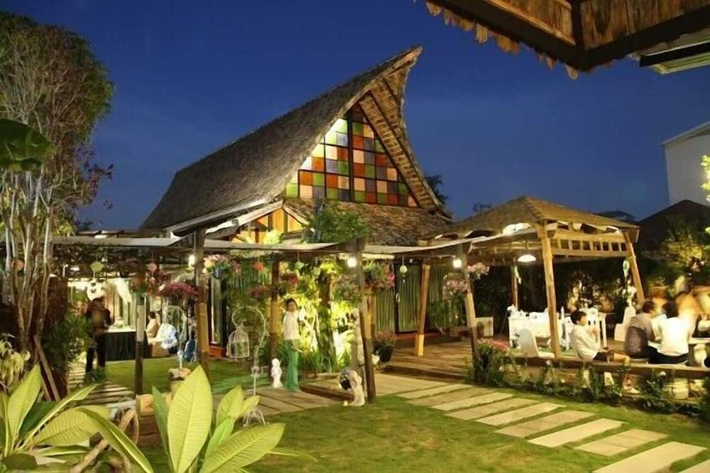 The Loft Resort Bangkok
