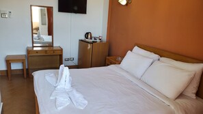 Kamar Double atau Twin, pemandangan laut | Minibar dan Wi-Fi gratis