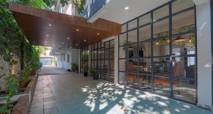 MAGNUS AERITH STUDIOS, EXECUTIVE RESIDENCES