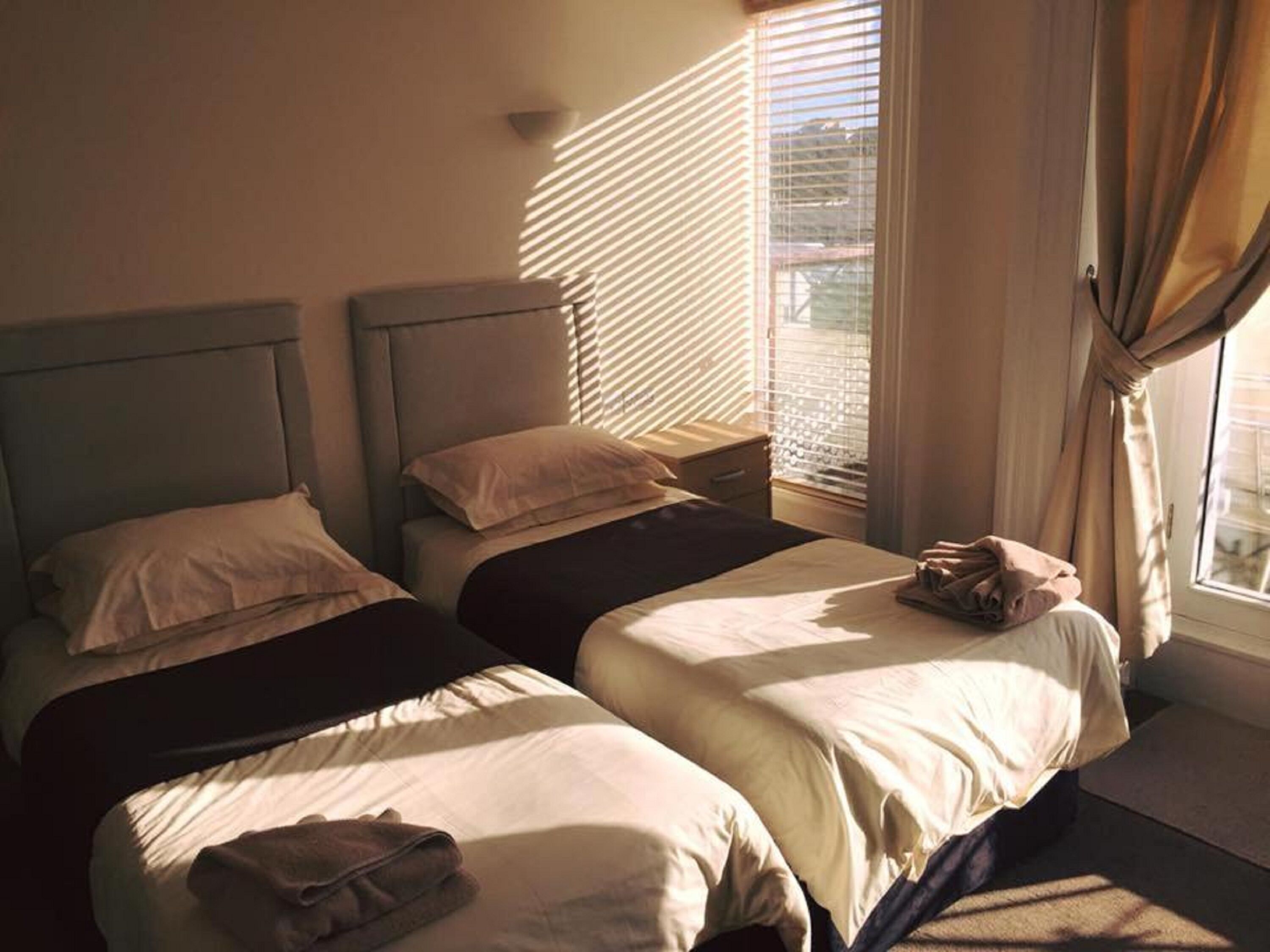 twin room | blackout curtains, iron/ironing board, free wifi, bed sheets