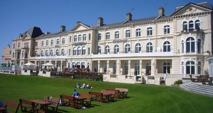 Royal Grosvenor Hotel