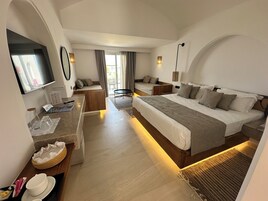 1 bedroom, individually furnished, desk, blackout drapes