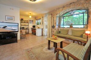 Een flatscreentelevisie