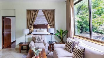 Ropa de cama de alta calidad y minibar