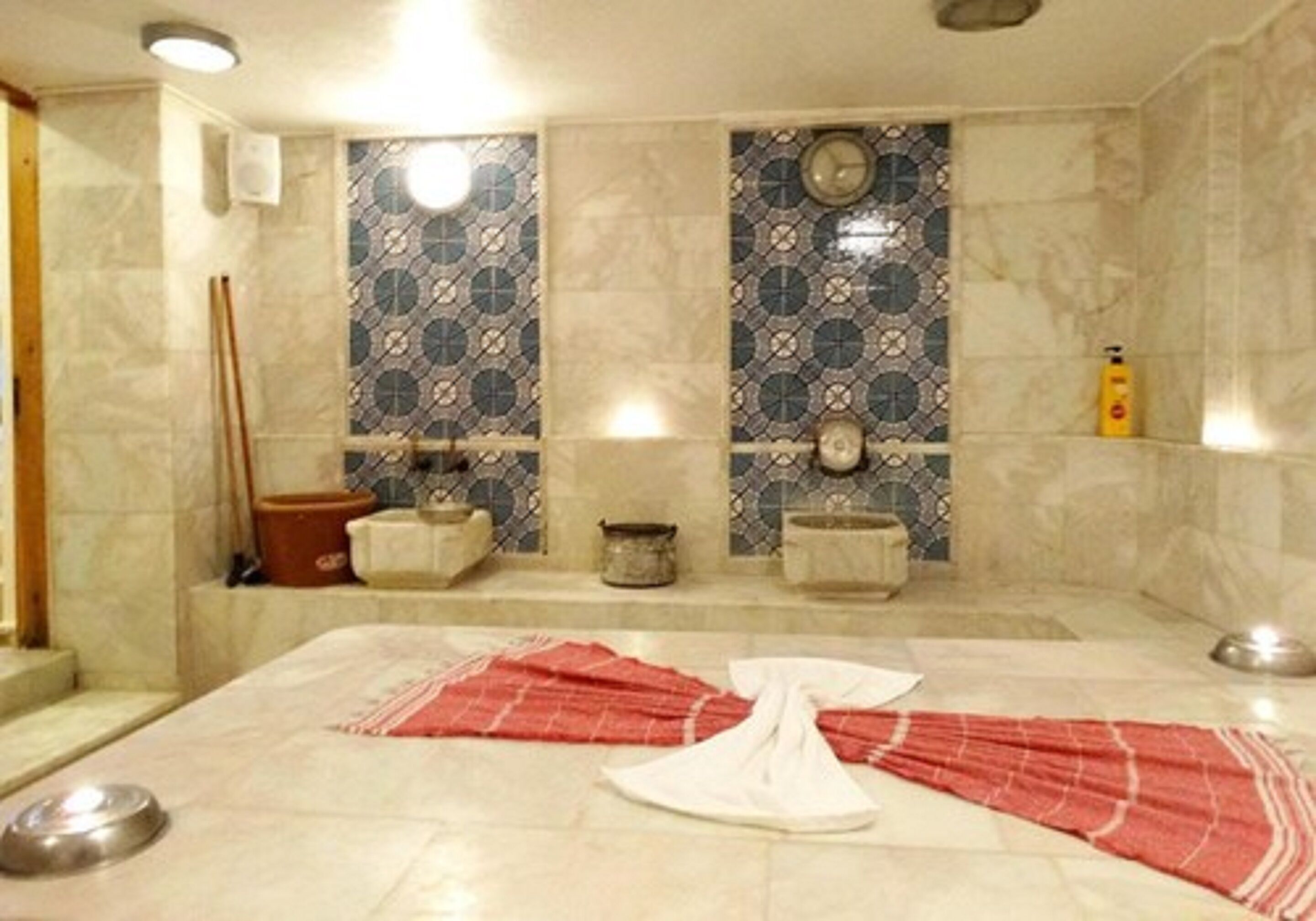 Baño turco o hammam y masajes 