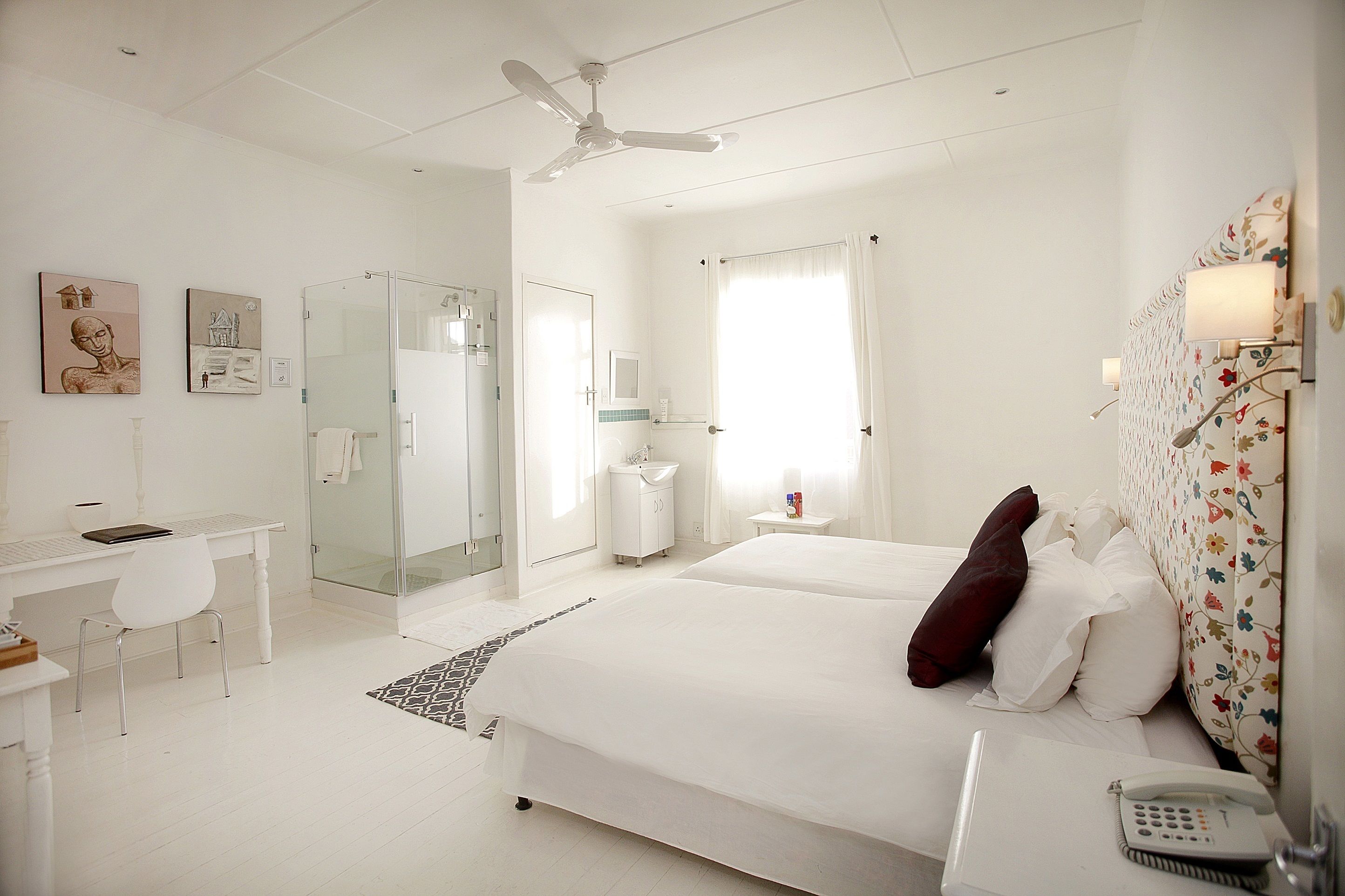 standard room (klein karoo) | bathroom | free toiletries, hair dryer, towels