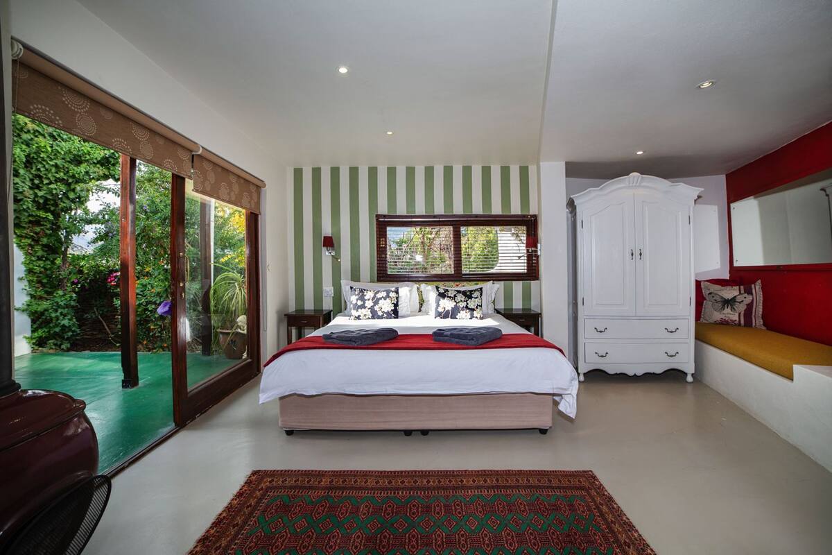 luxury suite (garden suite) | premium bedding, in-room safe, individually decorated