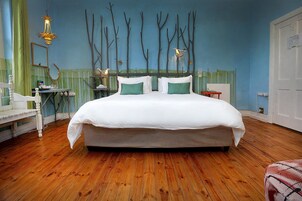 Luxury Double Room (Groot Karoo) | Premium bedding, in-room safe, individually decorated