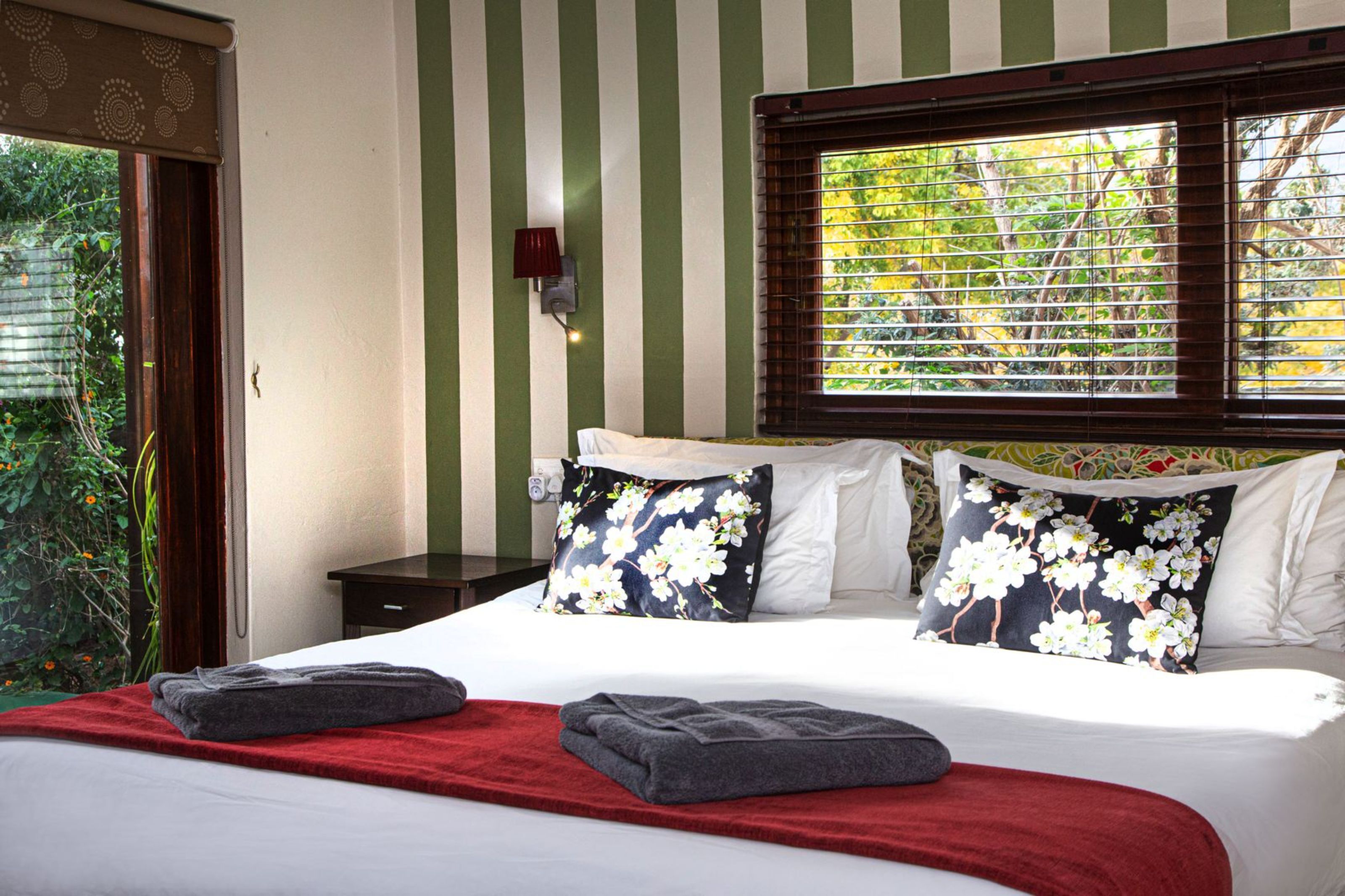luxury suite (garden suite) | premium bedding, in-room safe, individually decorated
