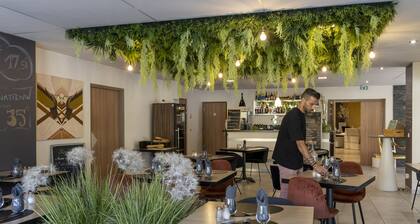 The Originals Boutique, HĂŽtel l'Occitan, Aubagne Nord