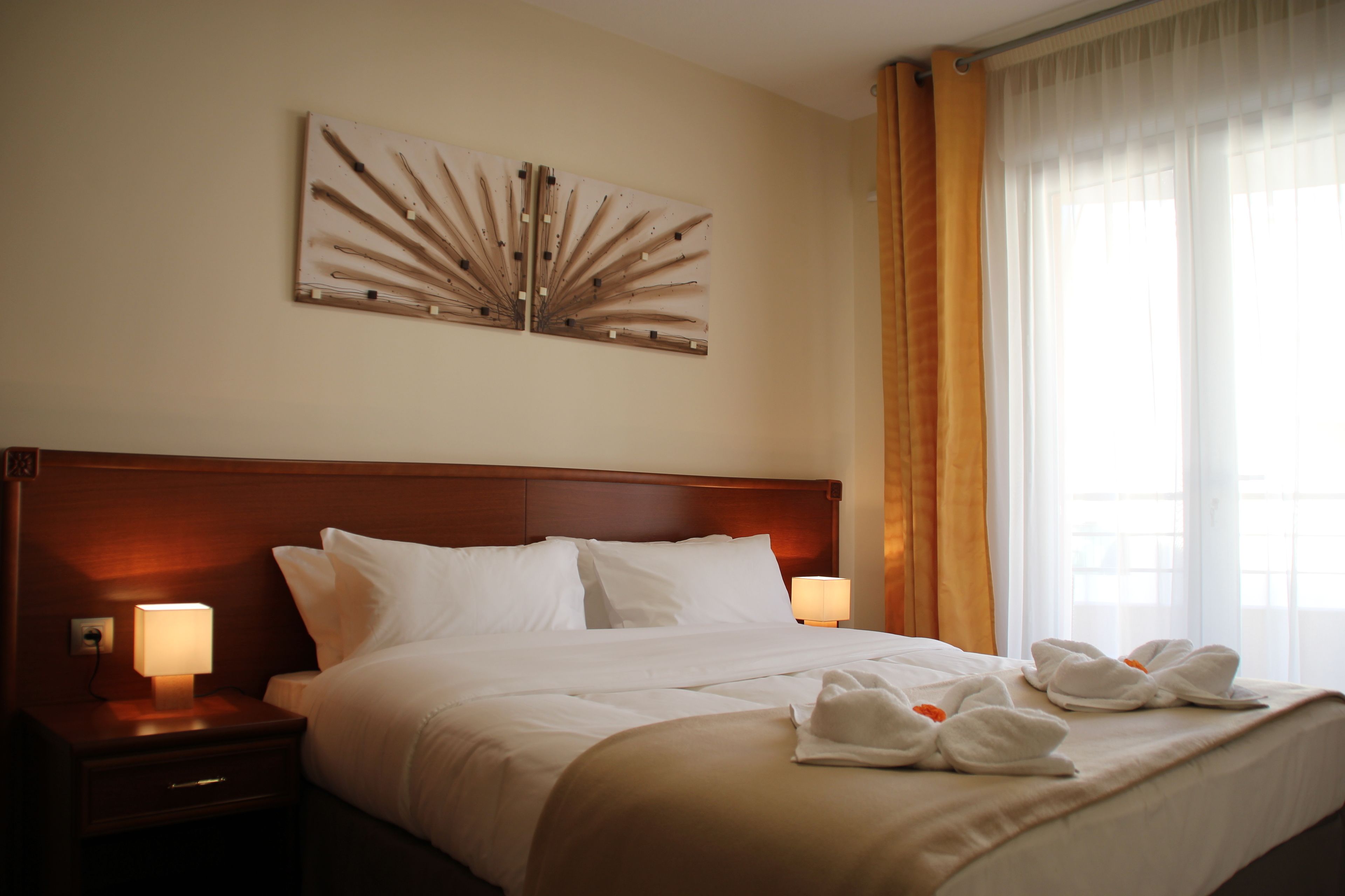 family room, 1 bedroom, non smoking, balcony | 1 bedroom, minibar, in-room safe, individually decorated