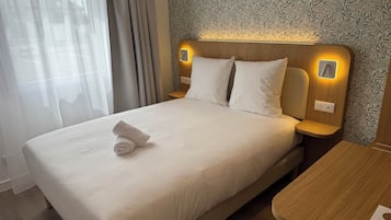 Chambre Double Standard | Coffres-forts dans les chambres, bureau, chambres insonorisées