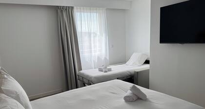 BRIT HOTEL CONFORT ROISSY SAINT-WITZ