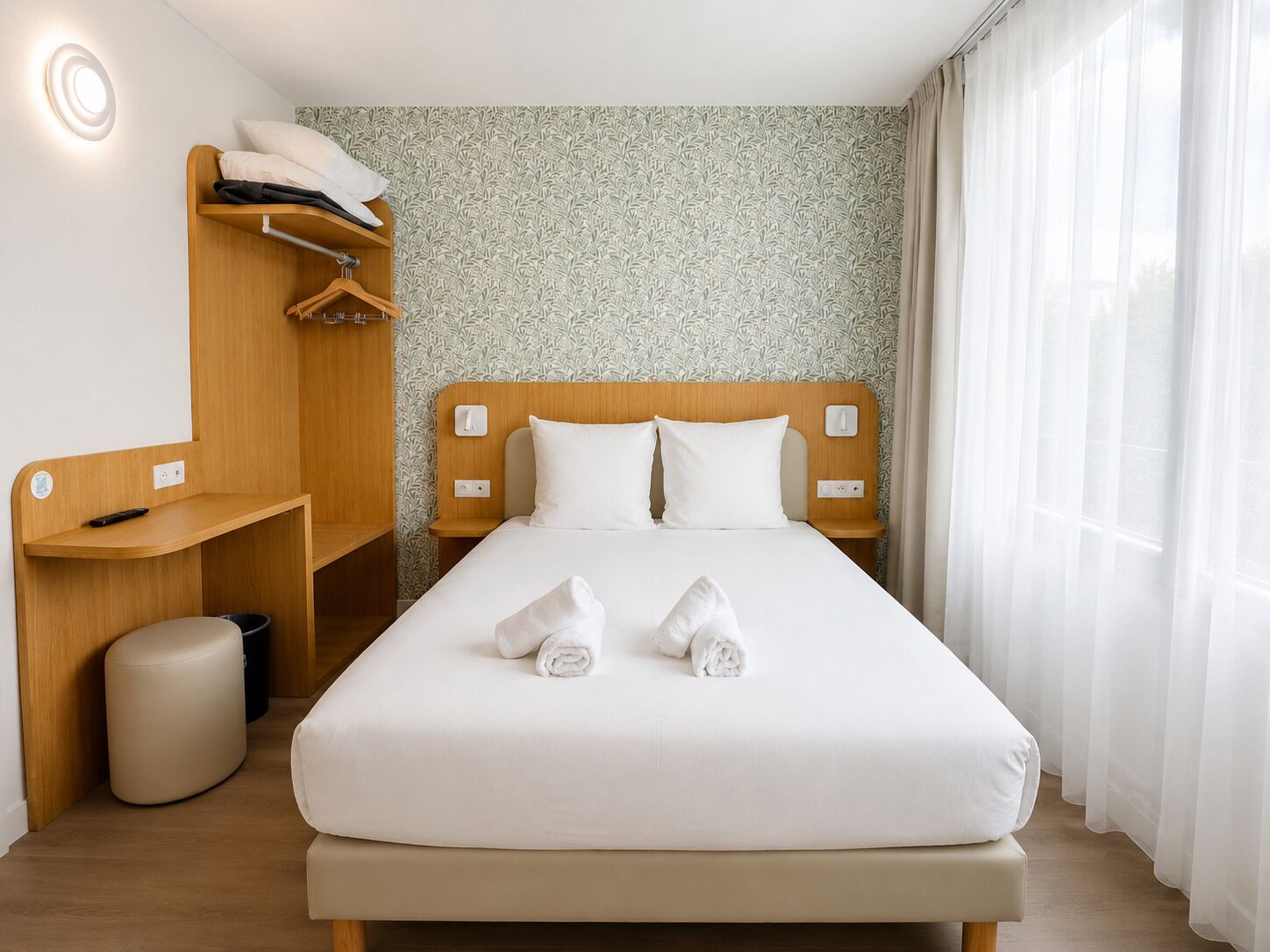 Coffres-forts dans les chambres, bureau, chambres insonorisées