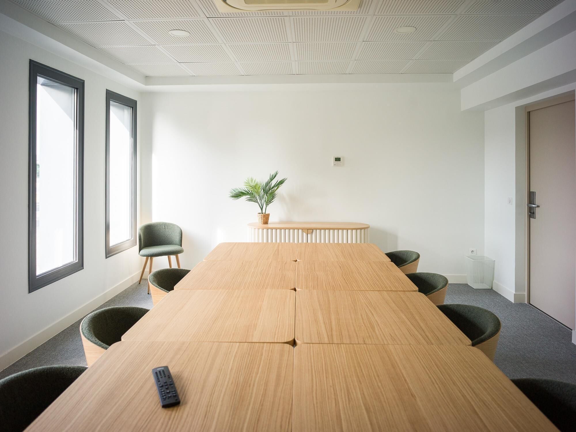 Meeting facility