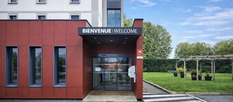BRIT HOTEL CONFORT ROISSY SAINT-WITZ