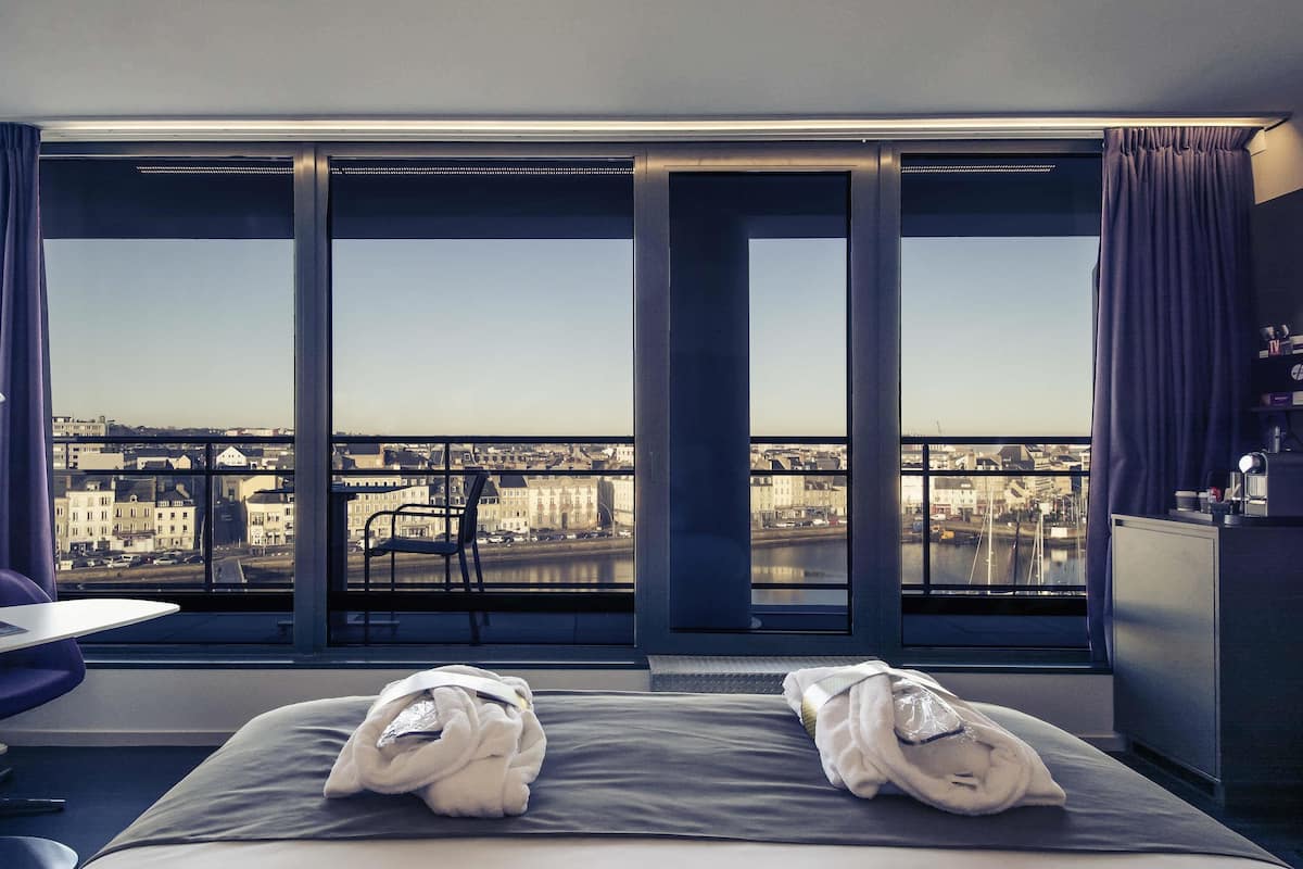 Privilege, Chambre, 1 lit double, balcon | Minibar, coffres-forts dans les chambres, bureau, chambres insonorisées