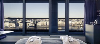 ホテル メルキュール シェルブルグ センター ポート