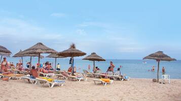 Private beach, sun-loungers, beach umbrellas, beach towels