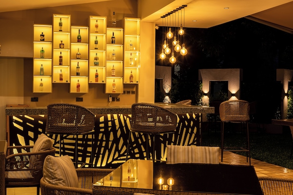 Se sirven desayunos, almuerzos, cenas y cocina internacional