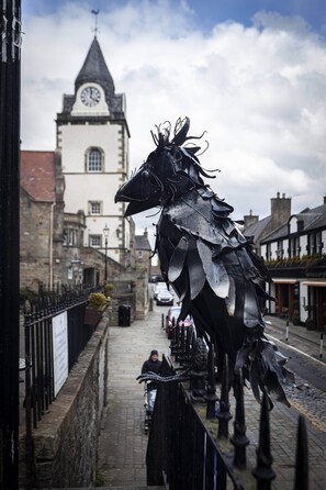 Exterior - Ravenous Beastie (South Queensferry)