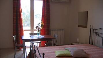 Lits bébé (en supplément), lits pliants/supplémentaires, Wi-Fi gratuit