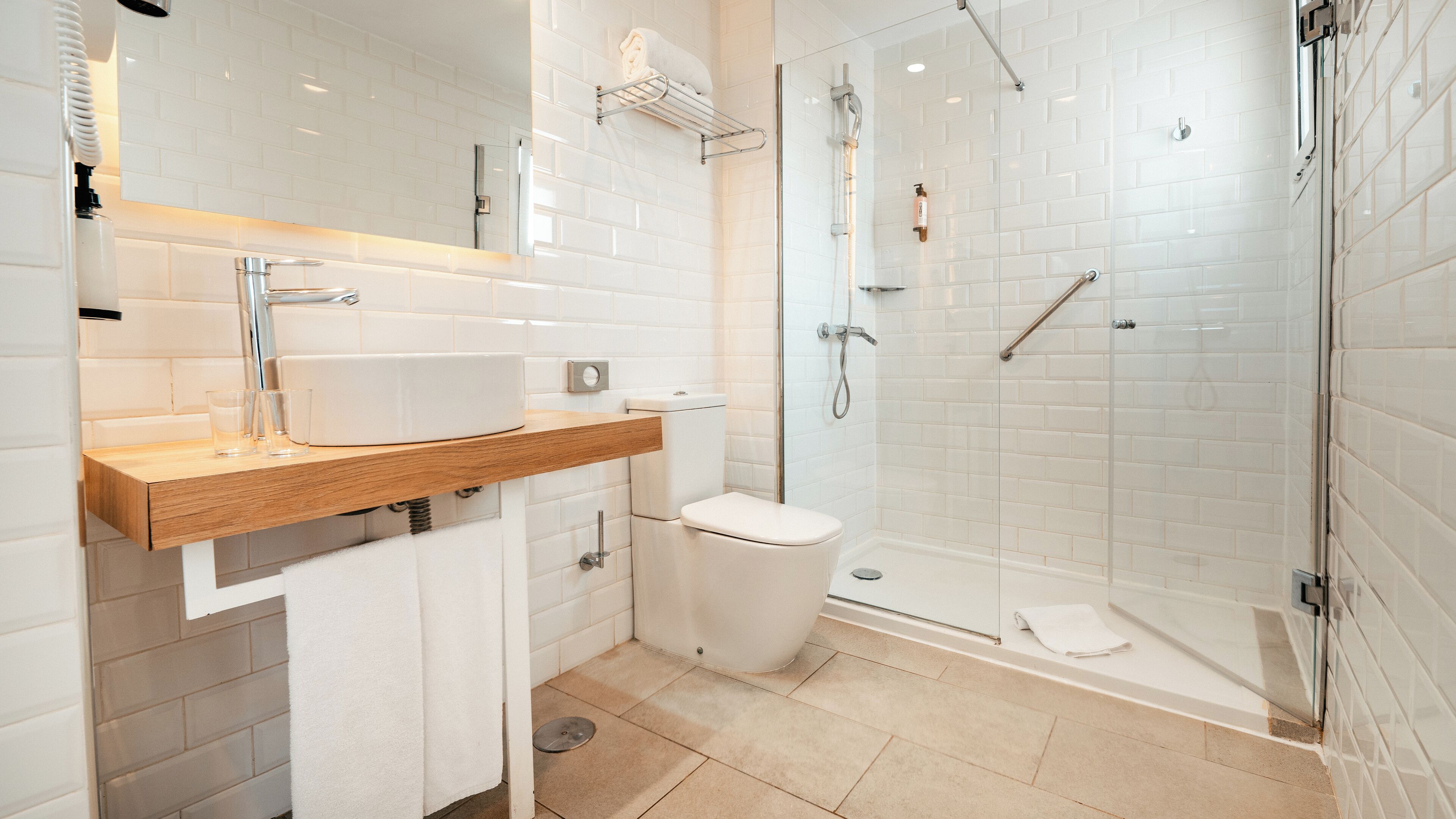 suite, 1 bedroom (2 adults + 2 children) | bathroom | shower, free toiletries, hair dryer, towels