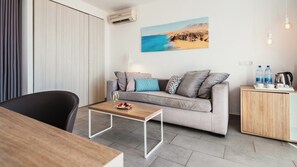 In-room safe, desk, blackout curtains, bed sheets